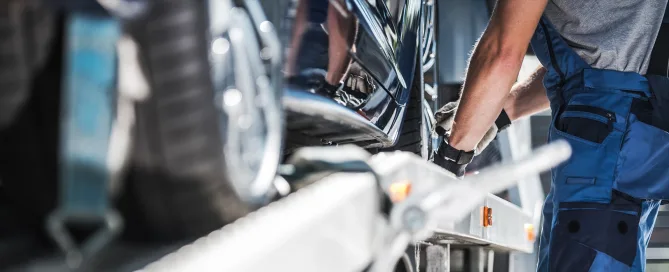 Hit the Road Safely: 7 must-know tips for Car Carrier Drivers. Keep your cargo secure, stay sharp, and drive with confidence. Read more here!